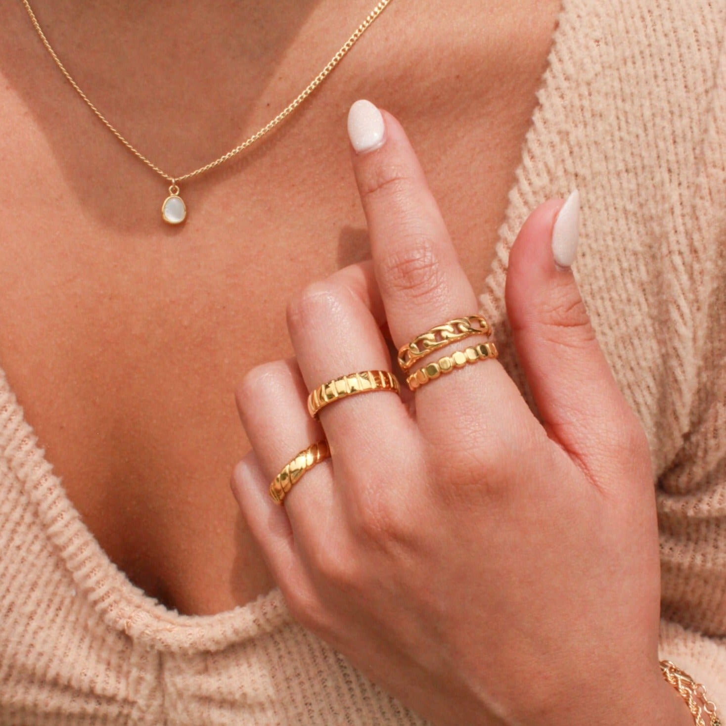 【FRICA】Rectangle Chain Ring Figaro Chain Link Ring- Stacking Gold Rings – Mermaid Haus